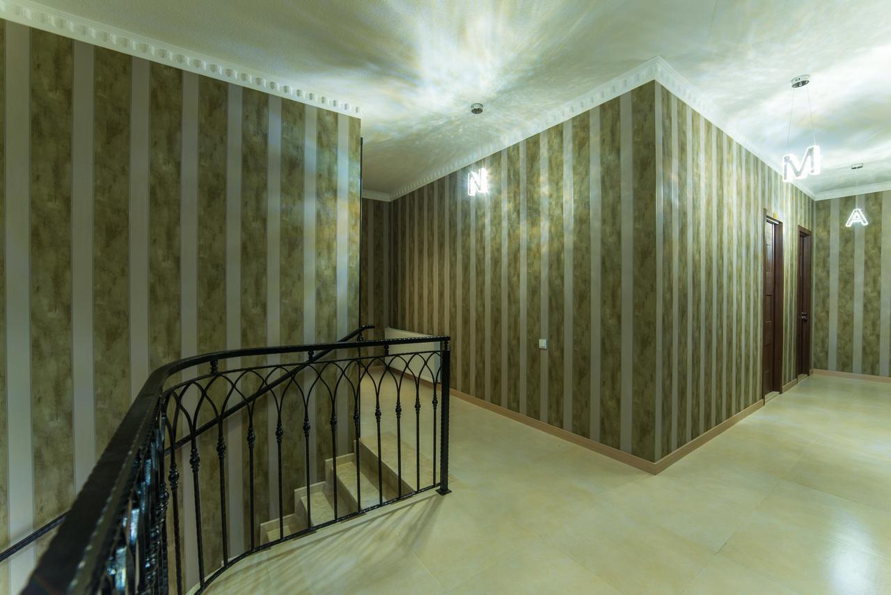 Hotel New Telavi Kültér fotó